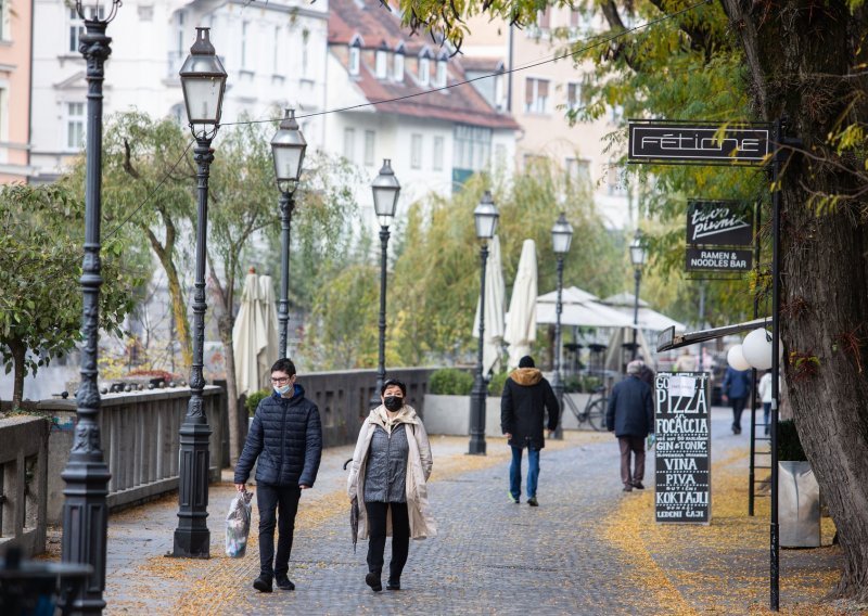 U Sloveniji padaju brojke zaraženih, terase kafića otvaraju se nakon više od pola godine