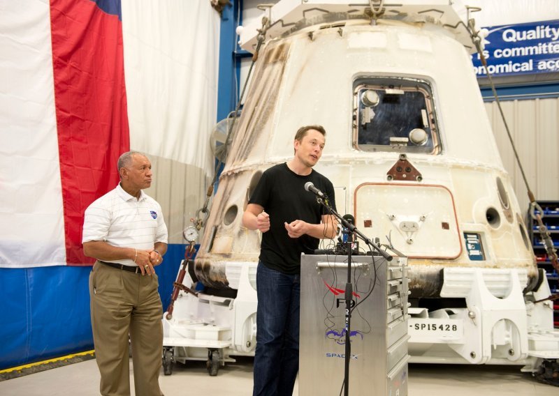 Velika pobjeda Elona Muska: NASA izabrala njegov SpaceX za slanje prvih astronauta na Mjesec nakon 1972.