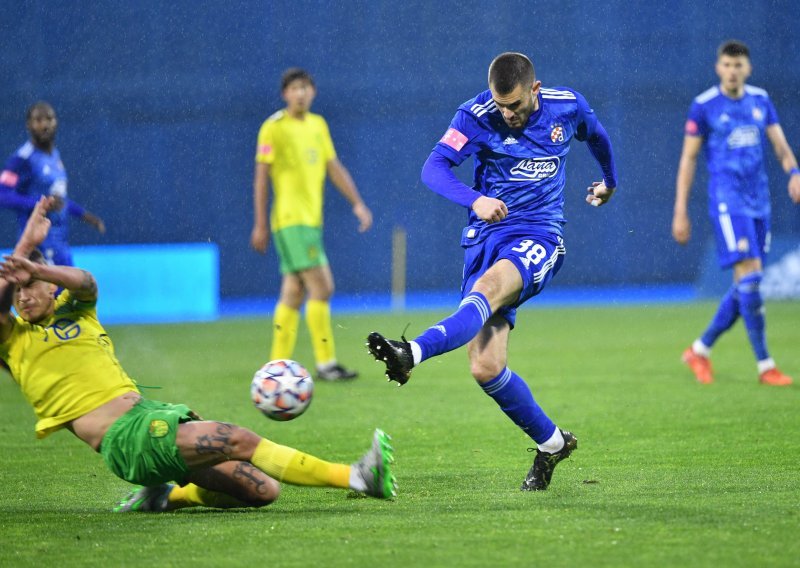 [VIDEO/FOTO] Dinamo golom iz penala stigao do pobjede nad Istrom 1961