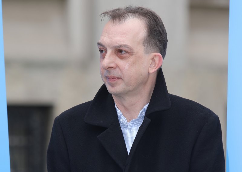 Ante Šimunović napustio HDZ, oštro optužio stranku za korupciju u Zagrebu