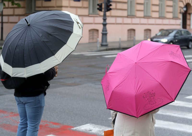Kiša ne prestaje: Pljuskovi popodne, na Jadranu i grmljavina