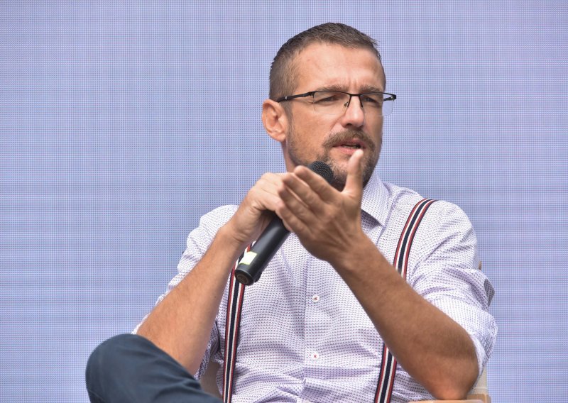 Natko Beck je Komunikator godine za 2020., Vilim Ribić antikomunikator