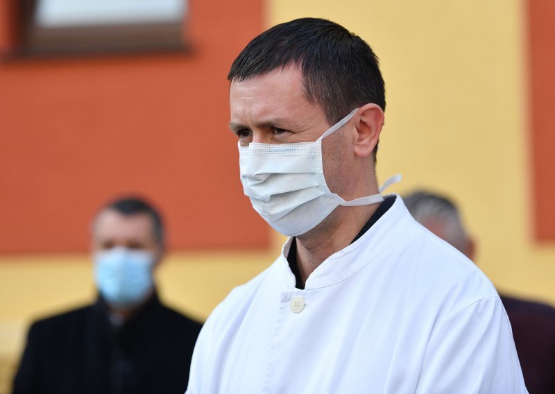 Zabrinjavajuće stanje u Varaždinu: Na upola manje bolesnika imamo rekordni broj ljudi na intenzivnoj