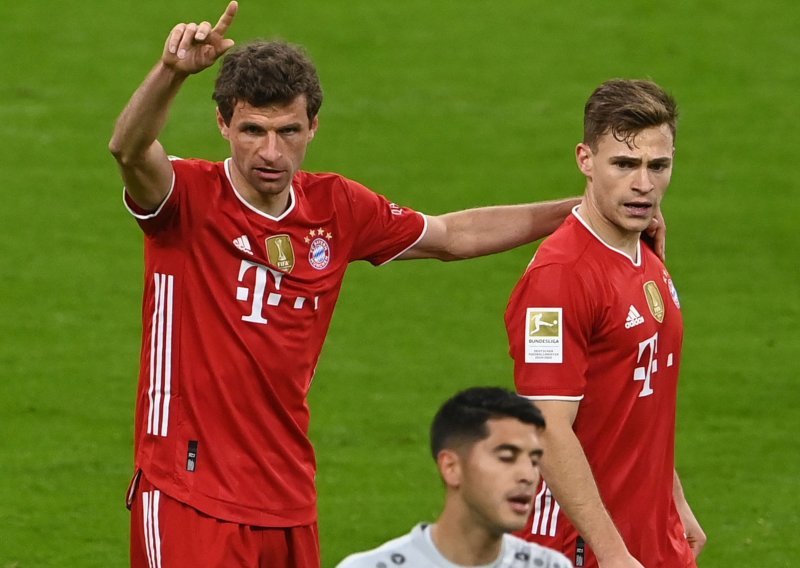 Bayern ima čak četiri meč lopte za osvajanje 31. naslova njemačkog prvaka; Köln zaustavio RB Leipzig