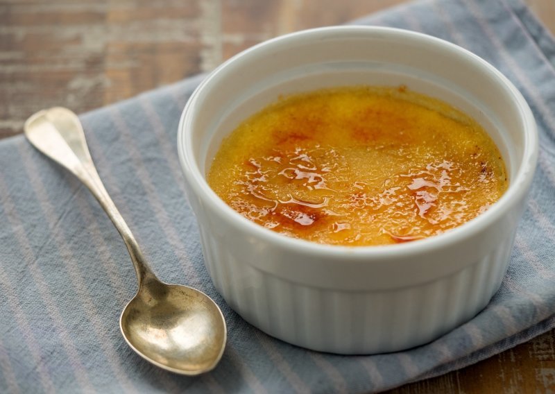 Sve tajne i trikovi: Pripremite bez greške božanstveni creme brulee