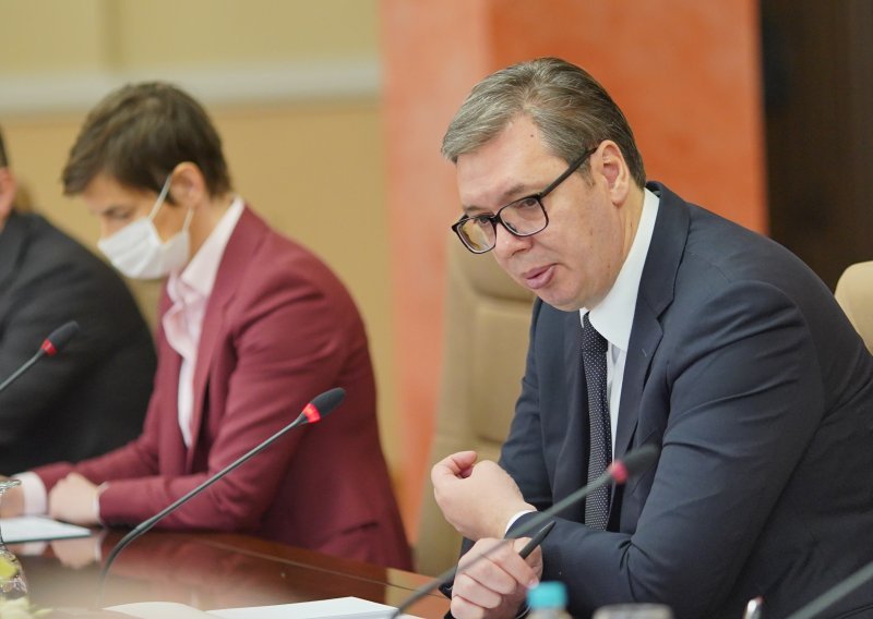 Vučić u Banja Luci: Nismo zainteresirani za 'Veliku Srbiju'. Ljudima je dosta rata