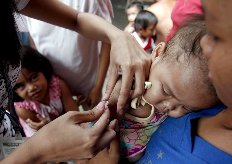 WHO: Zbog ograničene globalne opskrbe cjepivom, cijepljenje djece nije prioritet