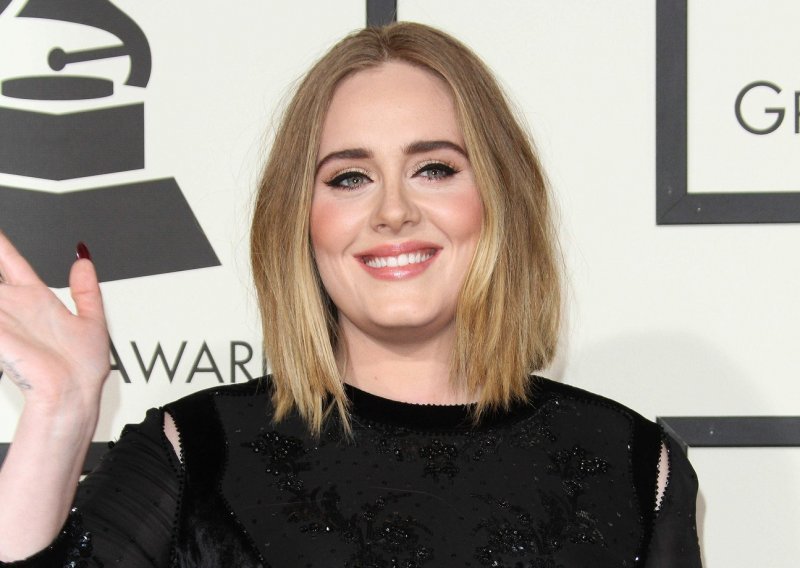 Nakon dugo vremena: Adele se pojavila u javnosti i izgleda bolje no ikada