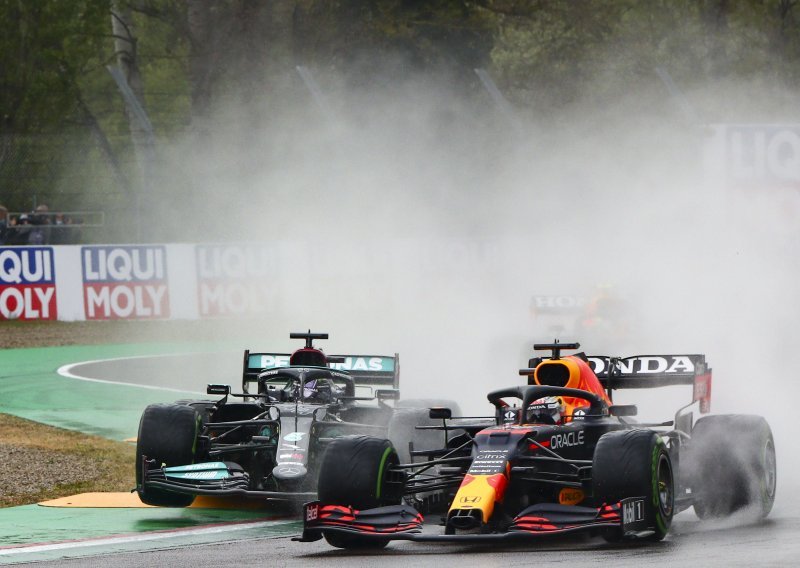Zvijezda Formule 1 izvisila pa se našalila na svoj račun iako joj sigurno nije do smijeha: Bolje da ne gledam, jer ću se rasplakati...