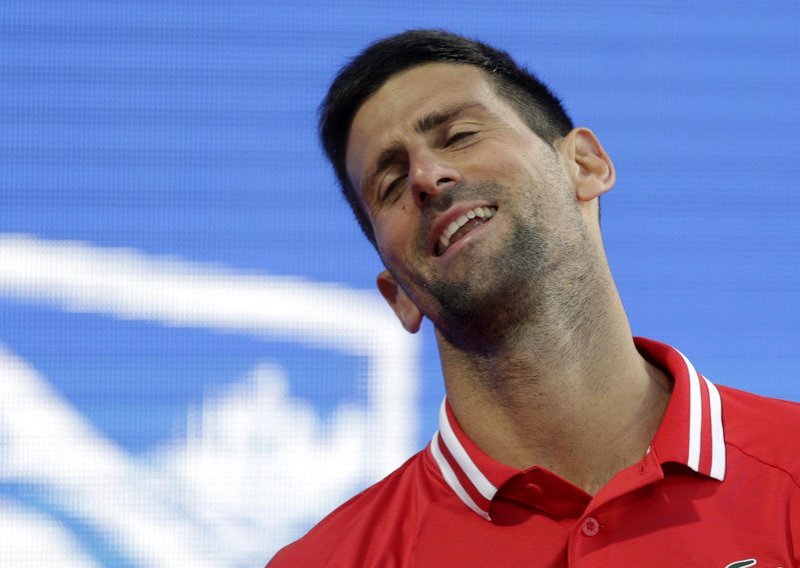 Novak Đoković donio tešku odluku zbog koje gubi puno bodova, a odmah se ispričao i svojim navijačima; mnogi se pitaju što se to događa...