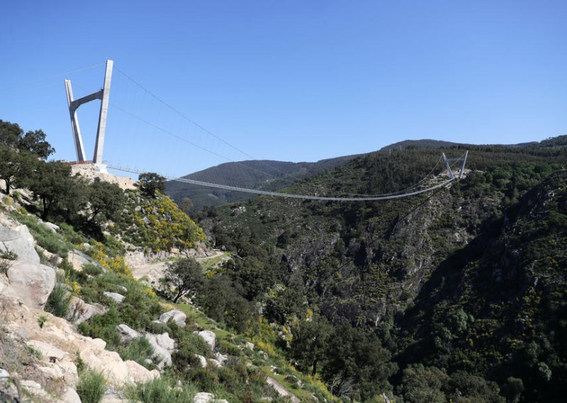 [VIDEO] U Portugalu otvoren najdulji pješački viseći most na svijetu