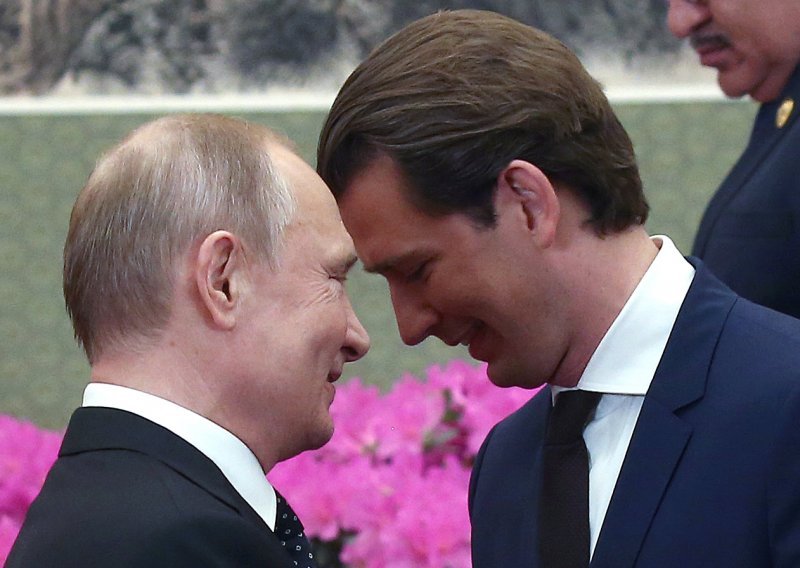Kremlj: Austrija želi biti domaćin samita Putina i Bidena