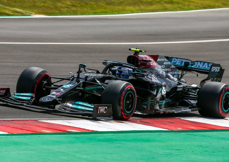 Finac Valtteri Bottas izborio najbolju startnu poziciju, a Lewis Hamilton potvrdio dominaciju Mercedesa