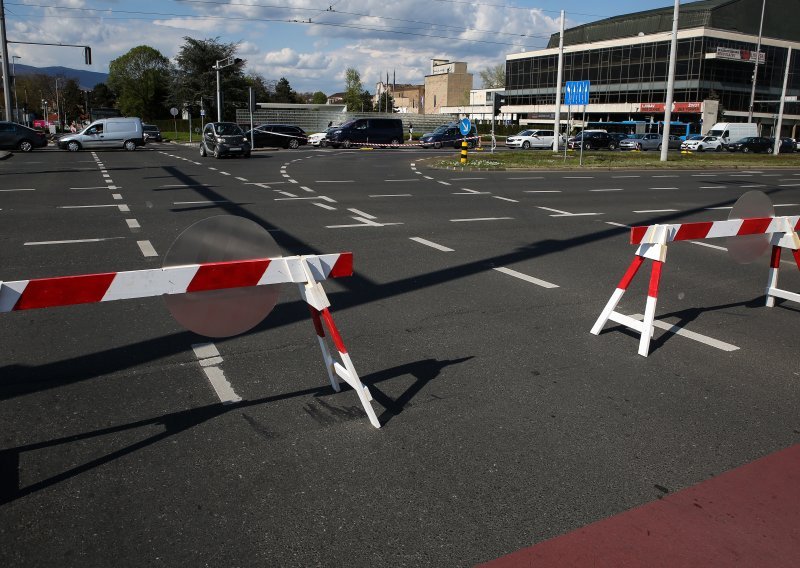 Skliski kolnici na sjevernom Jadranu i u unutrašnjosti, u Zagrebu posebna regulacija prometa zbog proljetnog polumaratona