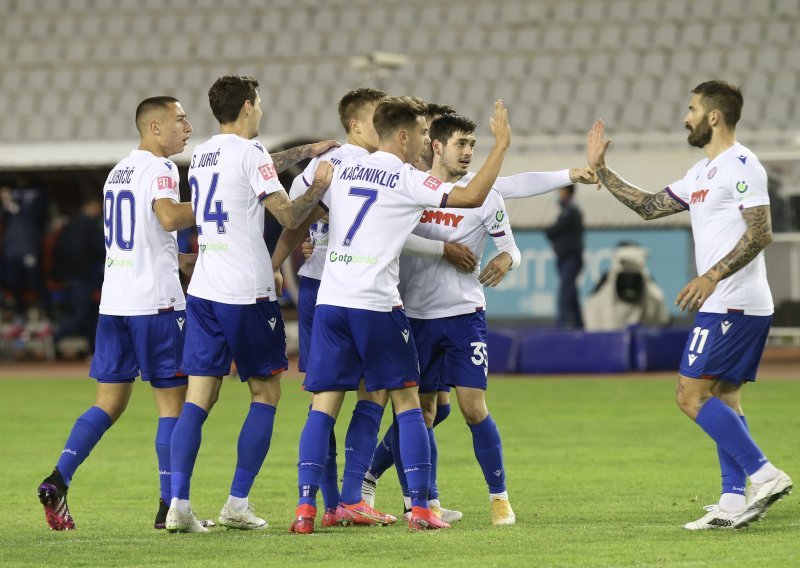 [VIDEO] Pogledajte još jednom spektakularne poteze s derbija Hajduka i Rijeke i gol Varaždina kojim je Osijek ostao bez šanse za naslov