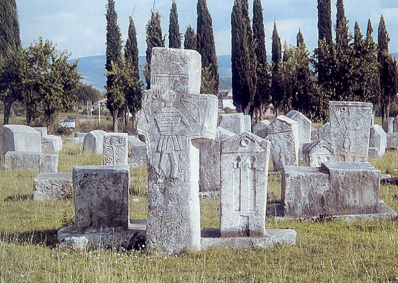 Tragali za nestalima u ratu, pronašli stećke