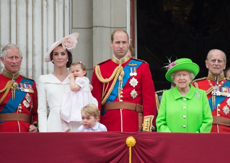 Posljednje veliko doba kraljevske obitelji: Monarhija možda neće preživjeti vladavinu princa Williama