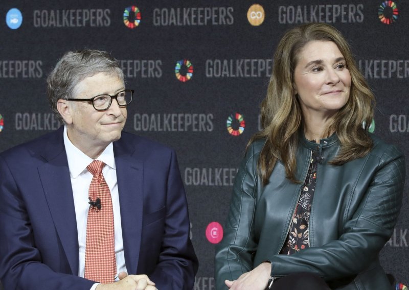 Cure novi detalji: Bill Gates imao je aferu sa zaposlenicom Microsofta, a zbog toga je lani bio prisiljen napustiti upravni odbor tvrtke