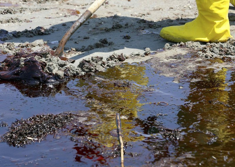 Ukinuta zabrana bušenja nafte u Meksičkom zaljevu!