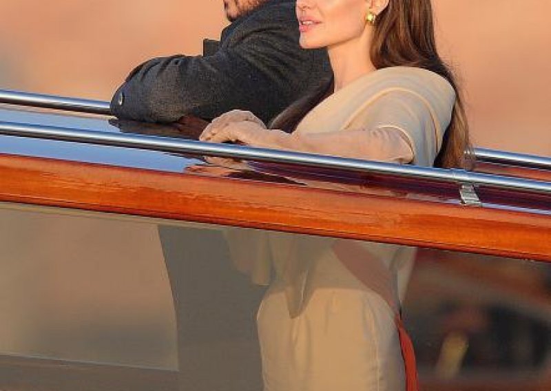 Angelina i Johnny Depp se ne podnose