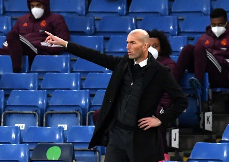 Zinedine Zidane iskreno progovorio o igri svojih zvijezda, a španjolski mediji uoči samog polufinala saznali koja je sudbina Realovog trenera