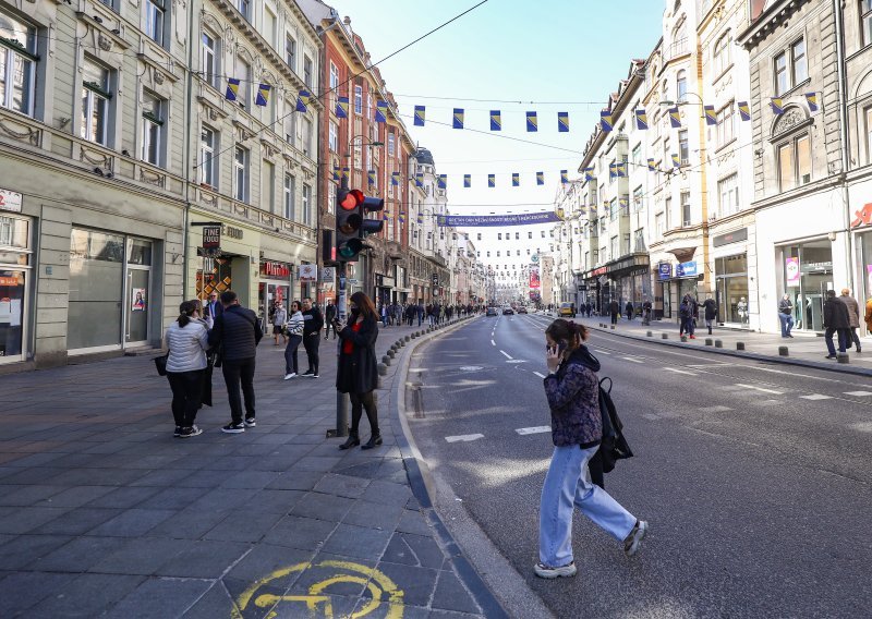 U BiH popuštanje epidemioloških mjera