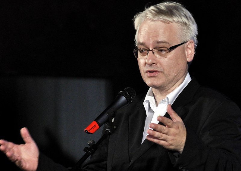 Josipovic: Thursday's events a test of democracy in Croatia
