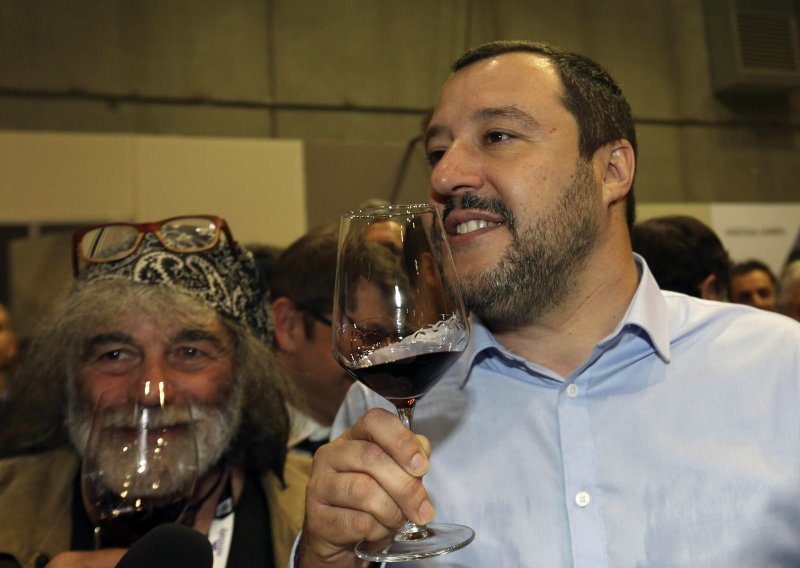 Europska unija bi smanjila udio alkohola u vinu, Talijani bijesni: Neće moći!