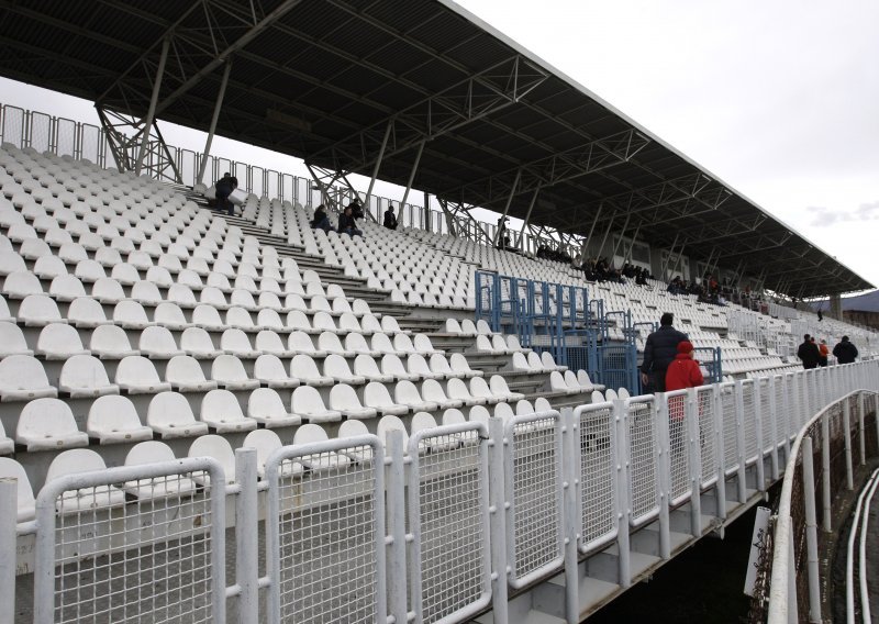 Na stadionima HNL-a sve manje gledatelja