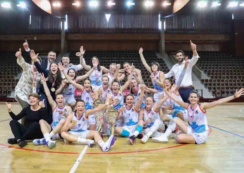 Košarkašice Raguse u šokantnoj završnici stigle do povijesnog uspjeha, po prvi su put osvojile naslov prvakinja Hrvatske