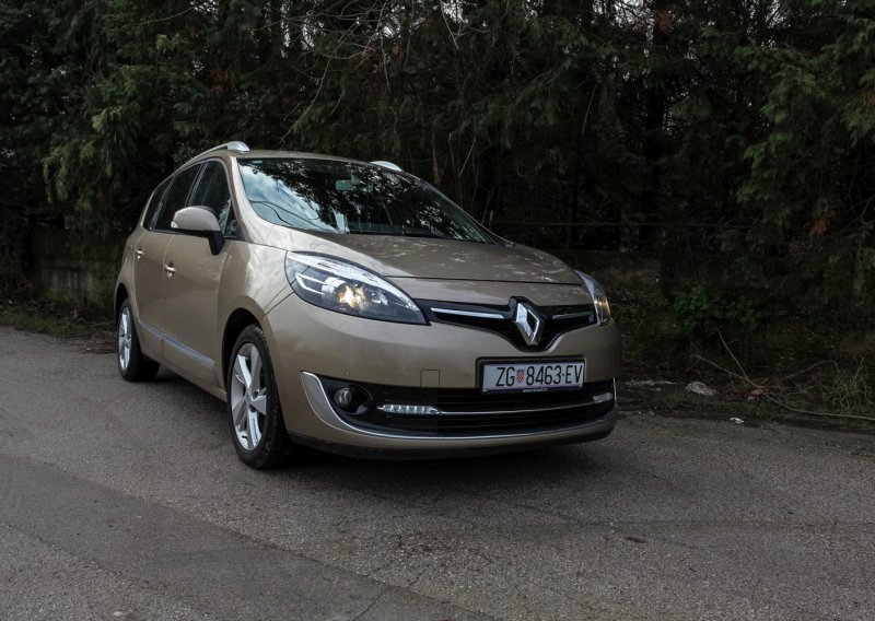 Renault Grand Scenic 1.6 dCi Dynamique - svestran monovolumen