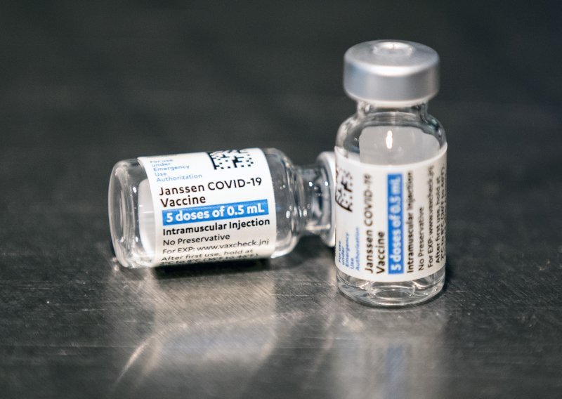 Američki CDC pronašao uzročnu vezu između slučajeva zgrušavanja krvi i cjepiva Johnson&Johnson