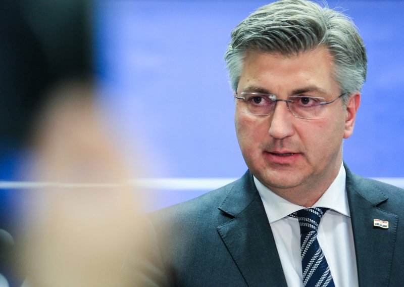 Plenković: Milanovićevo divljaštvo u eteru ne prestaje. On se bori za par džepova SDP-a, on je u kampanji