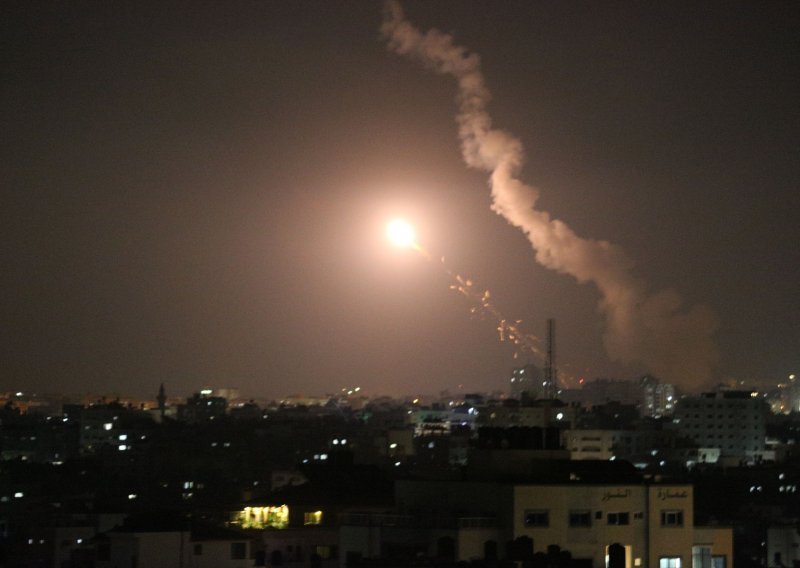 Najmanje 20 poginulih u Pojasu Gaze, stradalo i devetero djece