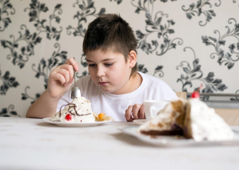 Pandemija koronavirusa mogla bi imati nepredvidljive posljedice koje bi mogle rezultirati povećanom pretilošću među djecom