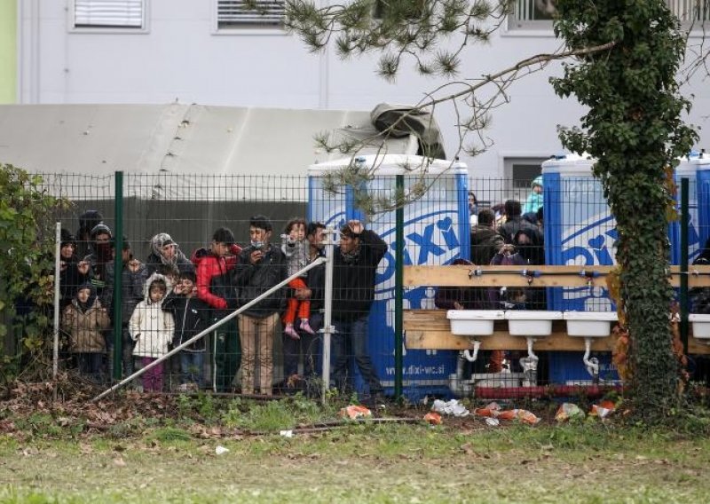 Većina Slovenaca protiv žičane ograde na granici s Hrvatskom