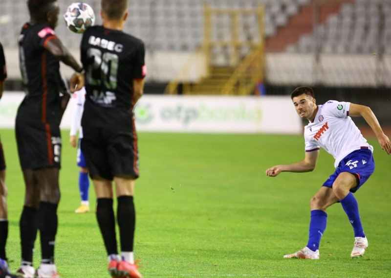 Hajdukov tinejdžer, za kojeg stižu sve veće milijunske ponude, majstorski zabio iz slobodnog udarca pa sve nasmijao na što je prvo pomislio nakon gola