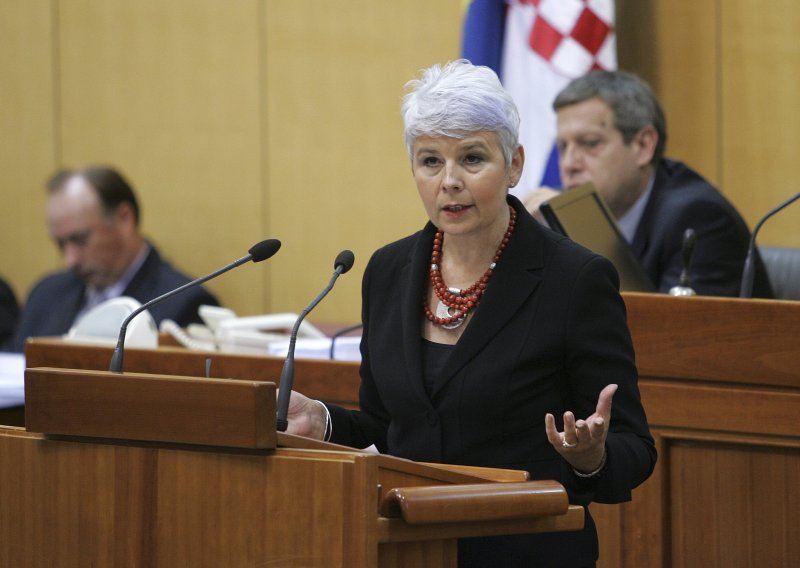 PM says government awaiting elections with pride