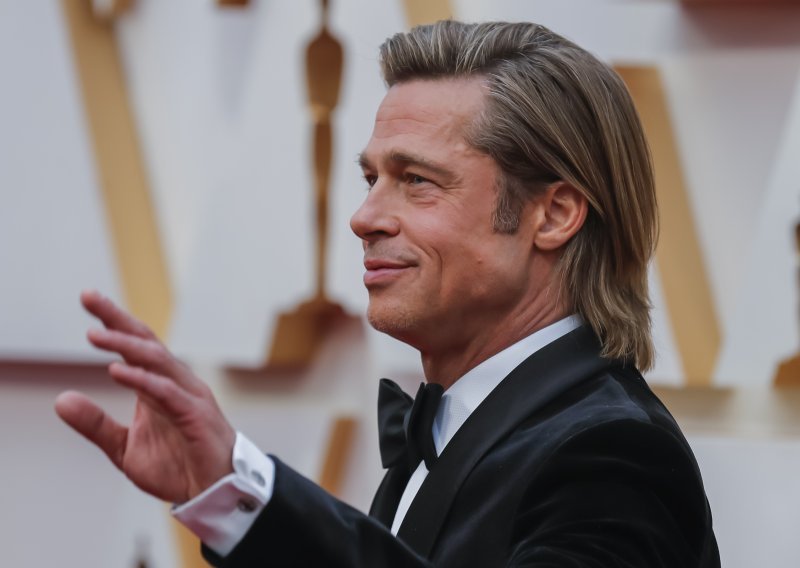 Smrt redatelja ponovno nas je podsjetila na dane kada Hollywood uopće nije znao tko je Brad Pitt i kada je slavni glumac umalo dobio batine u Dubrovniku