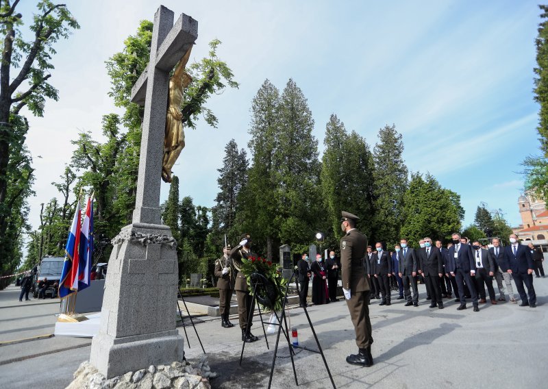 Na Mirogoju odana počast žrtvama bleiburške tragedije i Križnog puta