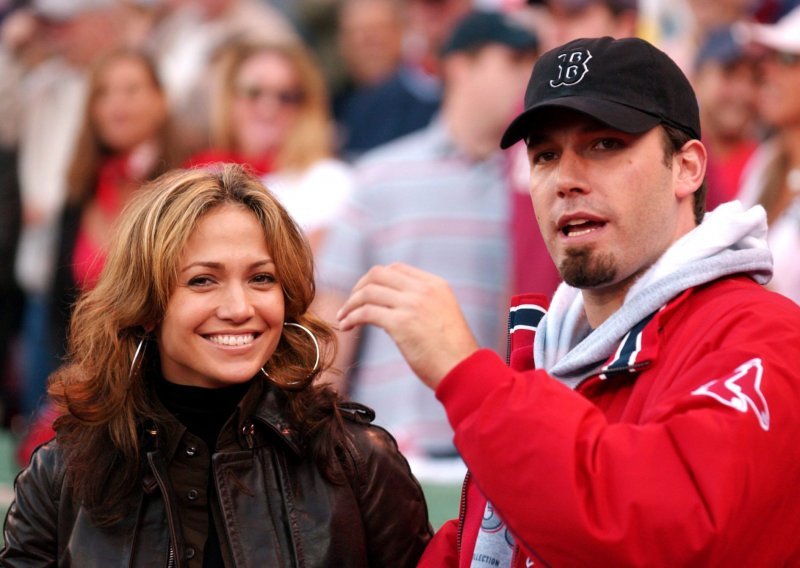 [FOTO] Napokon smo saznali kako je došlo do susreta Jennifer Lopez i Bena Afflecka nakon 17 dugih godina