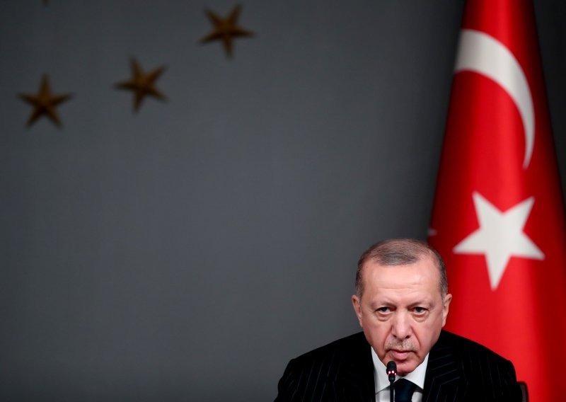 Erdogan ljut na Bidena jer je prodao oružje Izraelu: Pišete povijest krvavim rukama