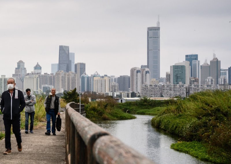 Zaljuljao se neboder visok tristo metara u Shenzhenu i izazvao paniku