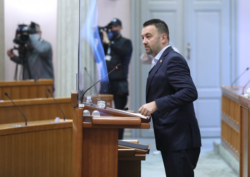Pavliček: Na izbornu nedjelju zdravlje nacije više nije bilo bitno