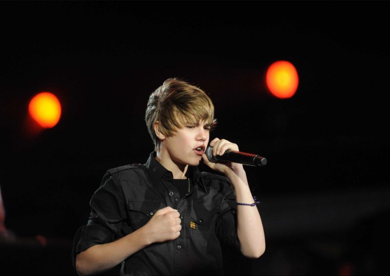 Justin zaljubljen u Emmu Watson?