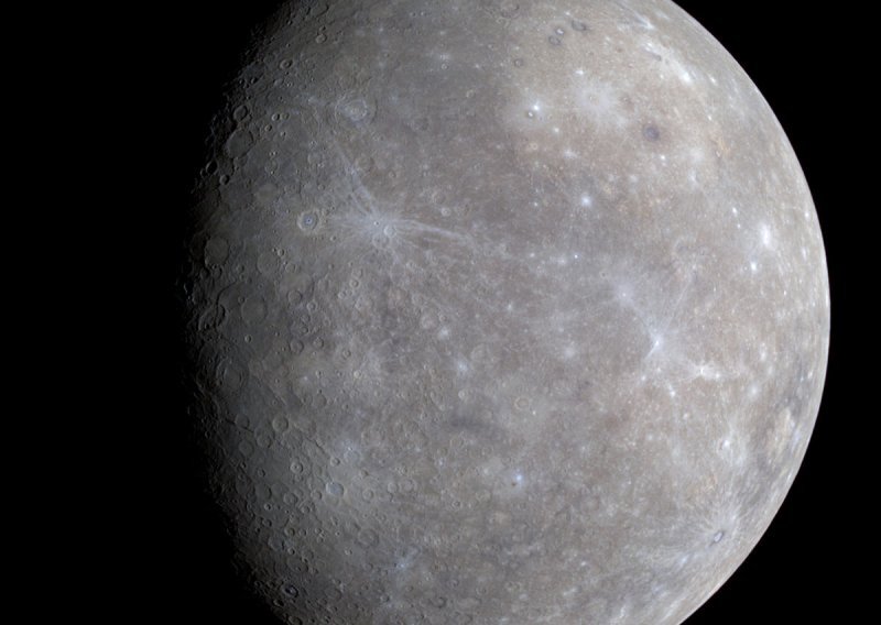 Ekstremno negostoljubiv i brz - pobrojali smo fascinantne činjenice o Merkuru