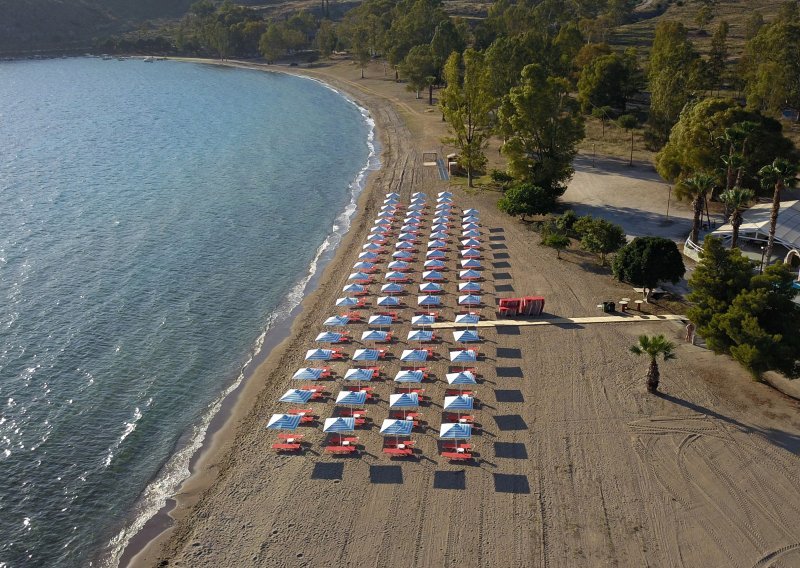 Glasnogovornica grčke vlade Aristotelia Peloni: Možemo očekivati turistički promet na 50 posto razine iz 2019.