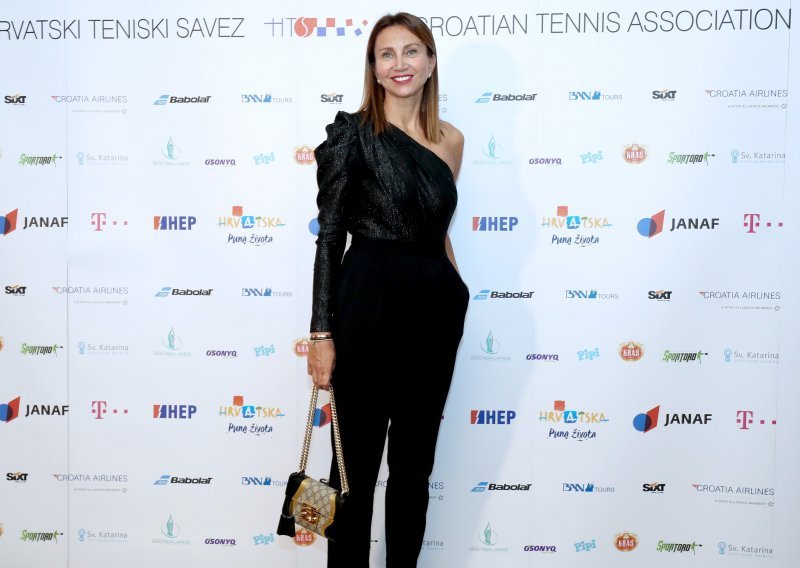 Najbolja susjeda: Iva Majoli pokazala kako ona i Nives Ivanišević provode kišno poslijepodne