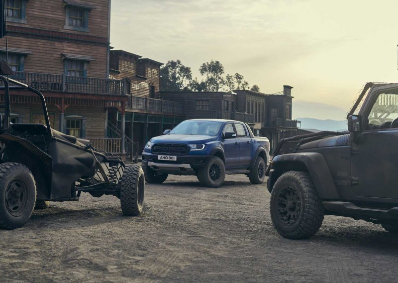 [FOTO/VIDEO] Ovo je opaki Ford Ranger Raptor Special Edition, robusni pickup u borbi s pustinjskim negativcima