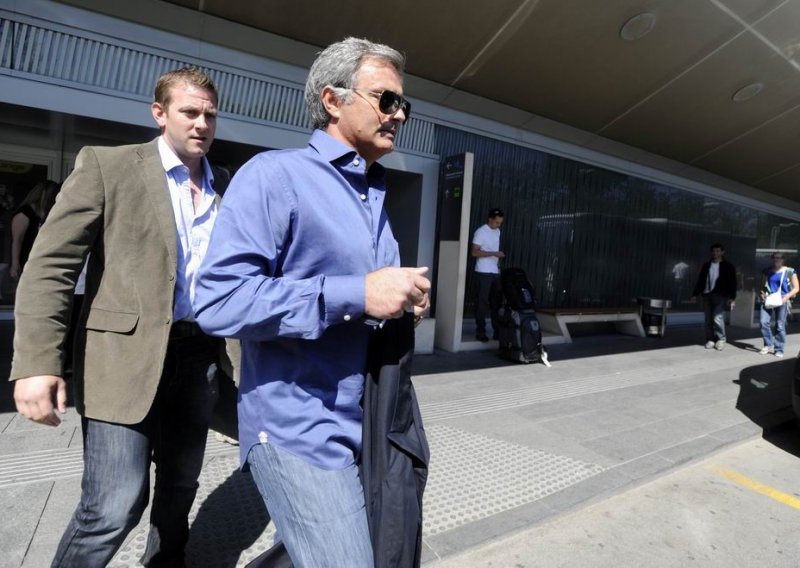 Jose Mourinho privatnim avionom stigao u Zagreb!